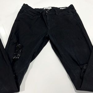 Frame Denim Black Ripped Le Skinny De Jeune, 29